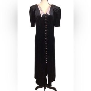 Vintage Ultra Dress Womens Velvet Maxi Size 14W Lace Collar Pearl Button Goth